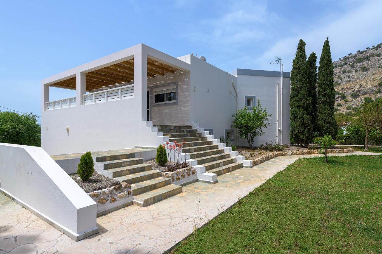 Villa Evelyn Pefki  Екстер'єр фото